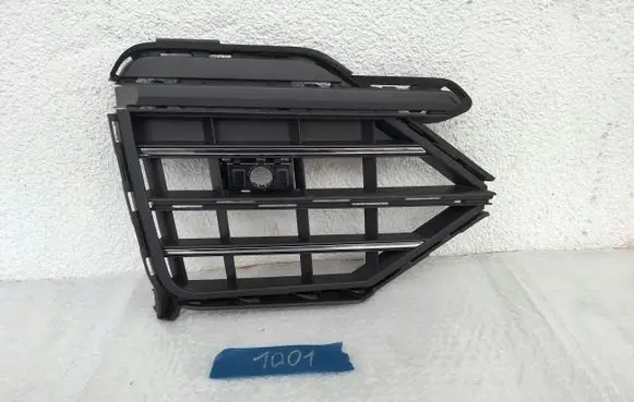 Volkswagen Touareg III Front fog light trim/grill 760854661B