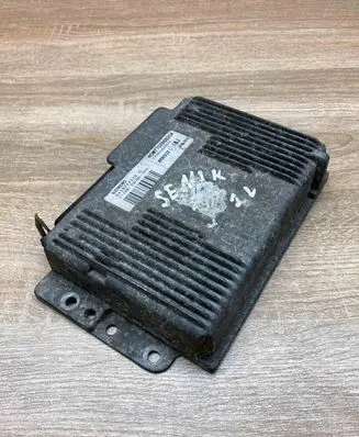 Renault Scenic I Engine control unit/module ECU 7700868304 S113717113C