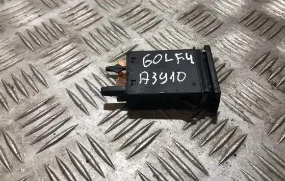 Volkswagen Golf IV Windscreen/window heater switch 1J0953235 1J0953235b