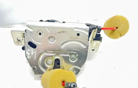 Mercedes-Benz ML W164 Tailgate/trunk/boot lock/catch/latch A1647400635