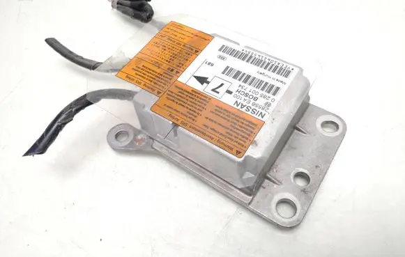 Nissan Navara D40 Airbag control unit/module 28556EA100 0285001734