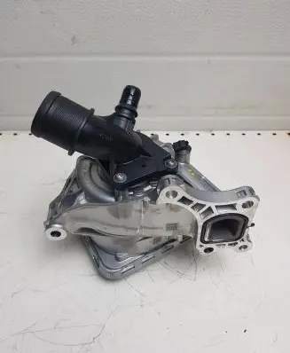 Renault Espace VI Water pump 210100445R 11215046