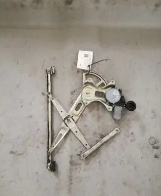 Toyota Prius (XW20) Front door window regulator with motor