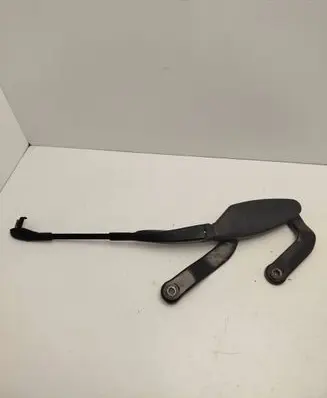 Mercedes-Benz E W211 Front wiper blade arm A2118201244