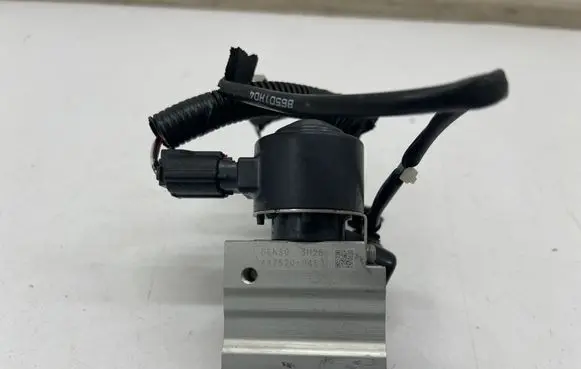 Toyota C-HR II Air conditioning (A/C) expansion valve 4475200450C
