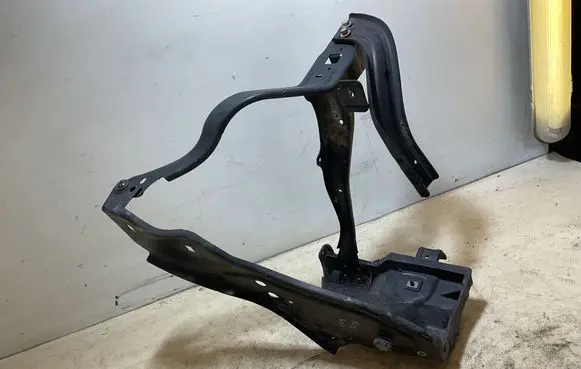 Mercedes-Benz CLS C218 X218 Headlight/headlamp mounting bracket 218626005