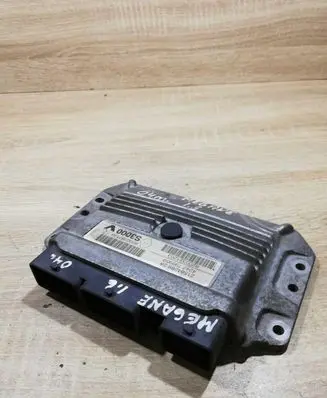 Renault Scenic II - Grand scenic II Engine control unit/module ECU 8200387138