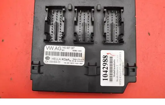 Skoda Octavia Mk2 (1Z) Comfort/convenience module 1K0937087