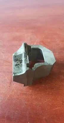 BMW 1 E81 E87 Radiator mount bracket 7807186