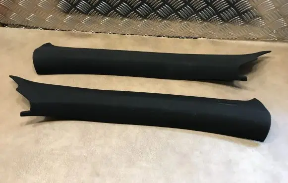 Mercedes-Benz E C207 W207 (A) pillar trim A2076902825 A2076902725