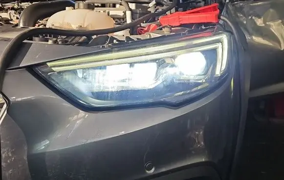 Opel Insignia B Headlight/headlamp 662588537 IMPRK1545339