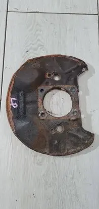 Suzuki Jimny Front brake disc dust cover plate 
