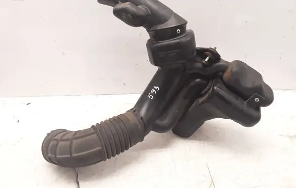 Intake resonator