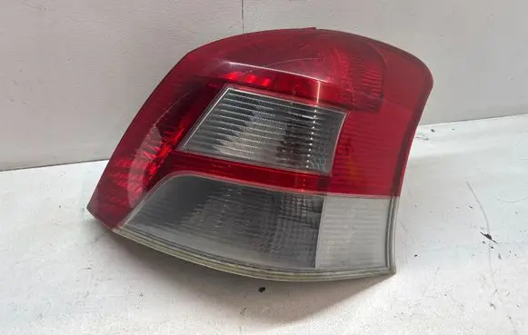 Toyota Yaris Rear/tail lights P21W
