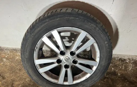 Toyota Avensis T270 R16 alloy rim 