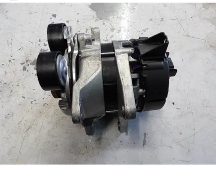 Renault Captur II Generator/alternator 2310A8061R