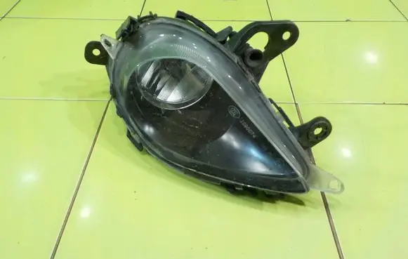 Opel Zafira C Front fog light 662588537 PRAWY