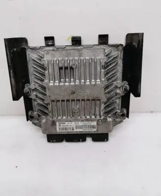Citroen C4 I Engine control unit/module 9653447480 5WS40110CT 9648624280