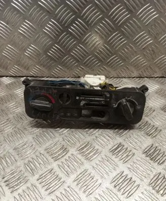 Mitsubishi Lancer Climate control unit