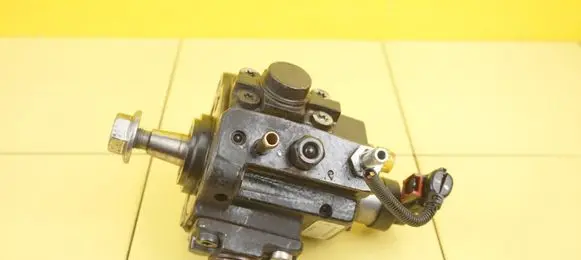 Opel Insignia A Fuel injection high pressure pump A20DTH