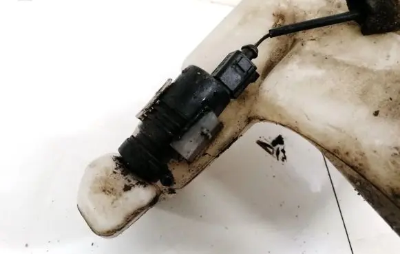 Audi A4 S4 B6 8E 8H Windscreen/windshield washer pump