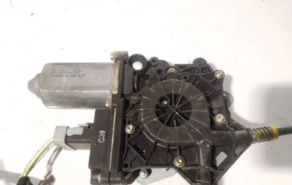 Peugeot 807 Rear door window regulator motor 32262604