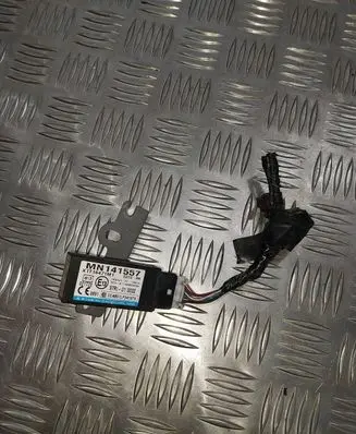 Mitsubishi Pajero Immobilizer control unit/module MN141557 97RI010032 X1T16471M1