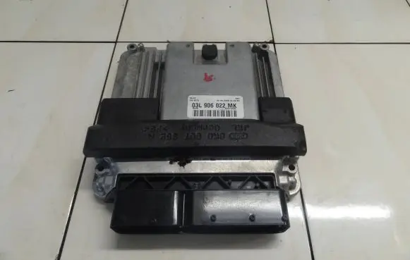 Audi A4 S4 B8 8K Engine control unit/module 03L906022MK