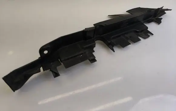 Audi A8 S8 D2 4D Air intake duct part 4D0121283A
