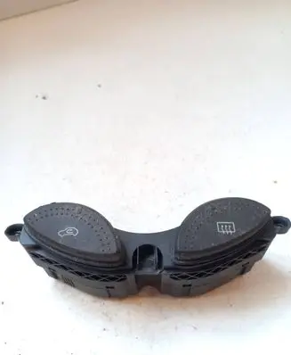 Ford Focus Windscreen/window heater switch 98AG18C621AF