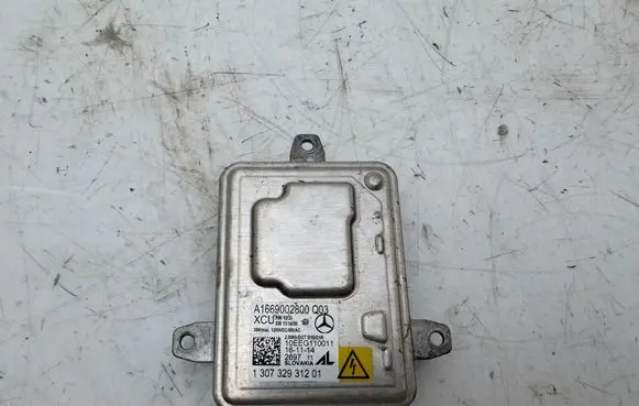 Mercedes-Benz GLK (X204) Headlight ballast module Xenon A1669002800 10EEG110011
