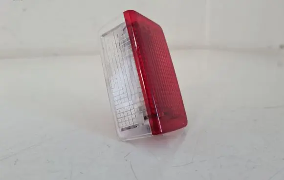 Mercedes-Benz B W245 Boot/trunk interior light 1698202201