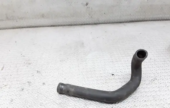 Audi A8 S8 D2 4D Engine coolant pipe/hose