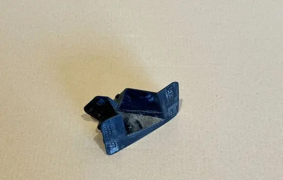 Volvo XC60 Headlight washer nozzle holder 31383000