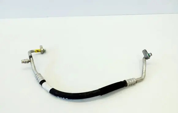 KIA Ceed Air conditioning (A/C) pipe/hose 97762J7300