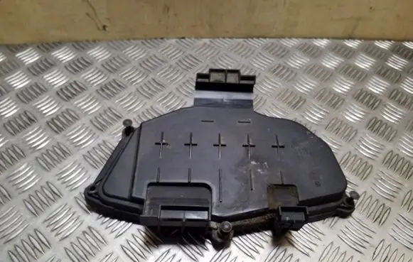 Audi A6 C7 Fuse box cover 4G2907613