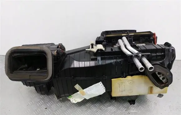 Audi Q5 SQ5 Interior heater climate box assembly 8K1820005AE