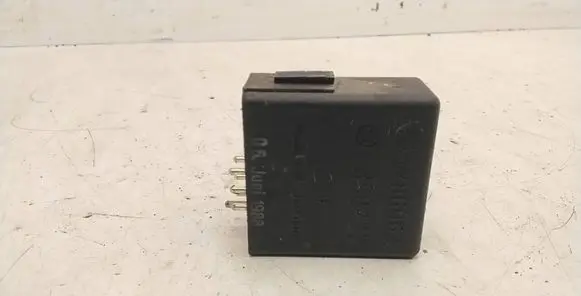 BMW 3 E30 Fuel pump relay 1286062 898223