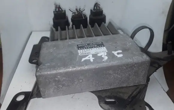 Lexus IS 220D-250-350 Injection control unit/module 8987120070 1310001371