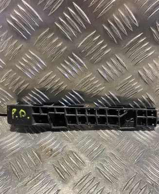 Subaru Forester SJ Front bumper mounting bracket