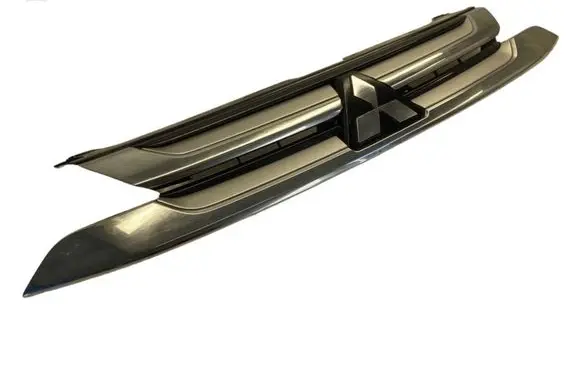 Mitsubishi Outlander Front bumper upper radiator grill 7450A992