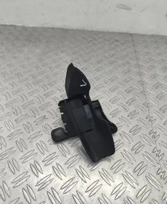Volkswagen Touran III Distronic sensor bracket 5TA907455 5TA907693