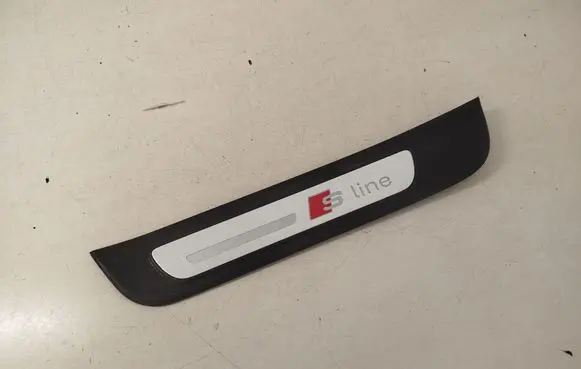 Audi A7 S7 4G Rear sill trim cover 4G853375 4G853375B