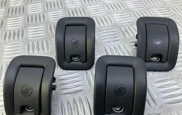 Audi A5 Sportback 8TA ISOFIX cover 8T0887233B 8T0887187