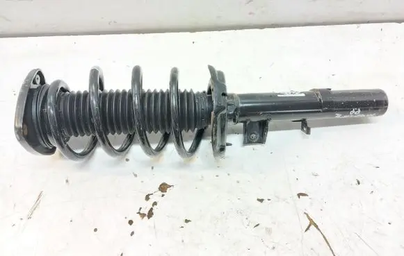Volvo XC40 Front wheel hub spindle knuckle 32416092JLK01