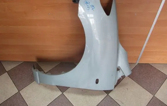 Mazda 5 Fender