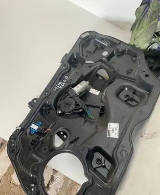 Volvo XC60 Front door window regulator with motor 1717432
