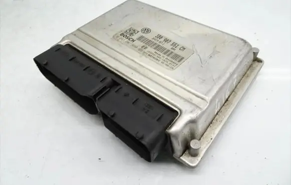 Volkswagen Passat Alltrack Engine control unit/module 3B0907551CM 0261207660