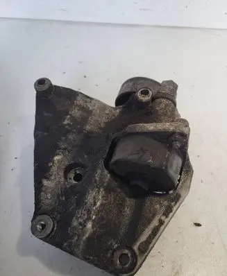 BMW 3 E46 A/C compressor mount bracket 2247388