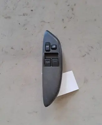 Toyota Yaris Electric window control switch